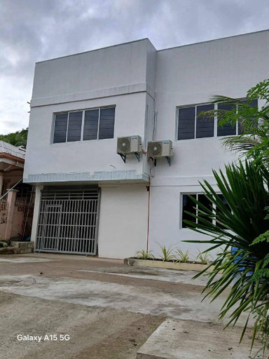 2, FERMS Residence B-Spacious Apartment with fast WIFI, Dauis