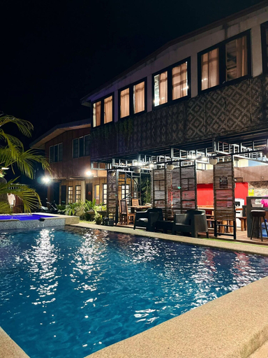 Pool 4, Soulelle Villa, Silang