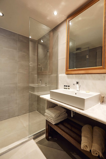 Bathroom 4, Grand Bay Beach Resort, Crete
