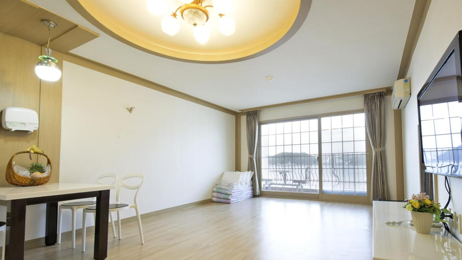 Others 5, Bay Resort Tongyeong, Tongyeong