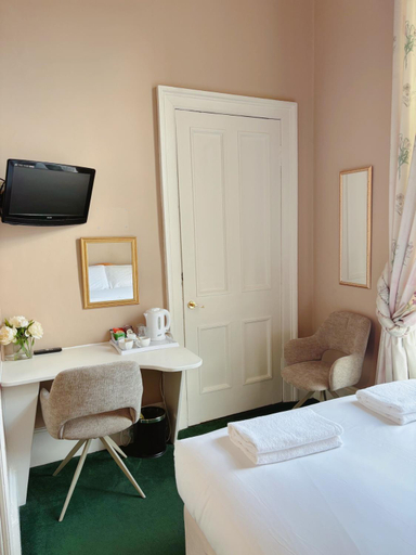 Bedroom 2, Hanover House Hotel, Edinburgh
