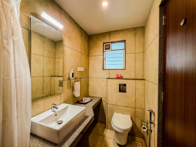 Bathroom 5, Zip By Spree Hotels Kolhapur, Kolhapur