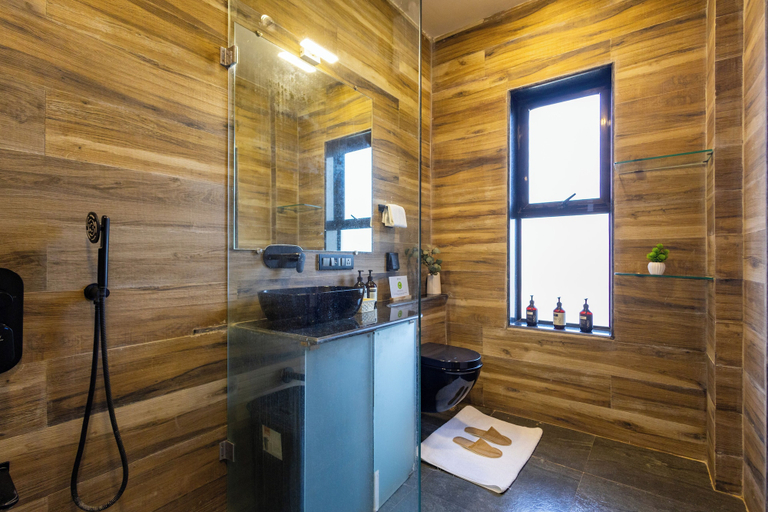 Bathroom 3, Valdivian Villa by Alaya Stays 3- BHK, Raigarh