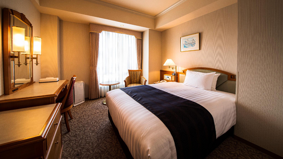 Bedroom 4, Kure Hankyu Hotel, Kure