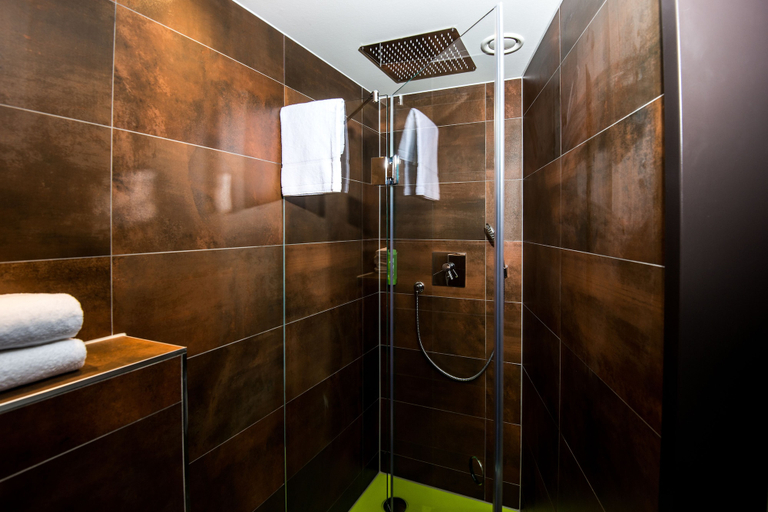 Bathroom 4, Travel24 Hotel Leipzig City, Leipzig