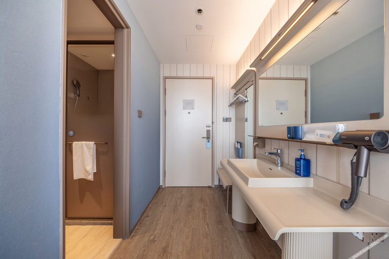 Bathroom 3, Hanting Hotel Lanzhou Old Street Matan Metro Station, Lanzhou