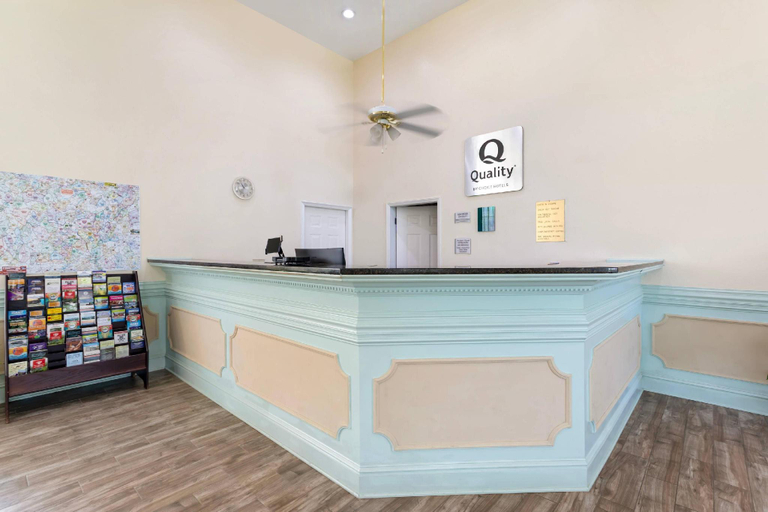 Public Area 2, Quality Inn Andrews, Cherokee