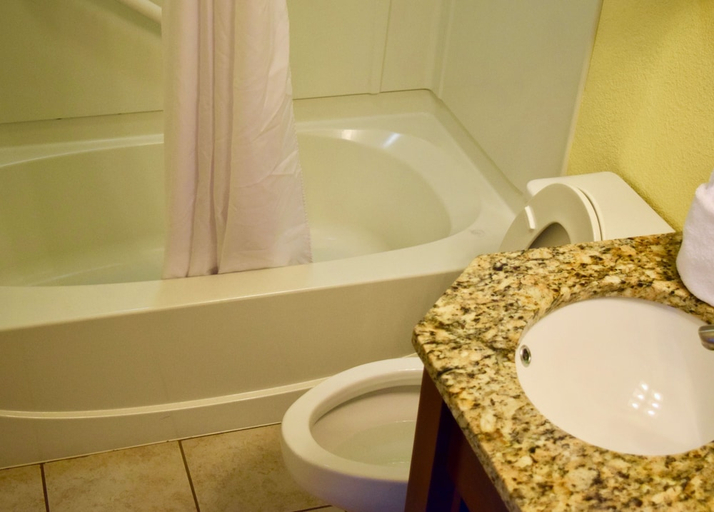 Bathroom 3, Schooner II Beach and Racquet Club, Horry