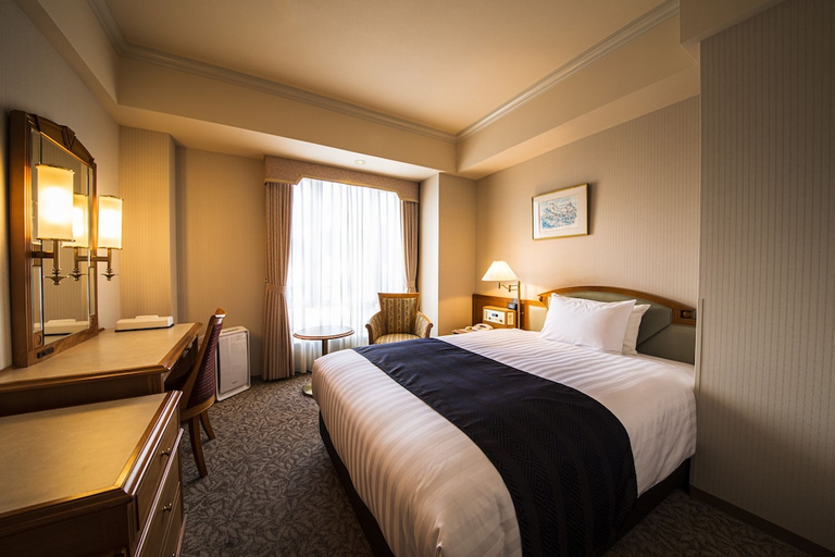 Bedroom 4, Kure Hankyu Hotel, Kure