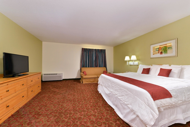 Bedroom 4, Americas Best Value Inn And Suites Winnie, Chambers