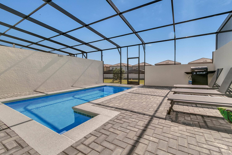 Sport & Beauty 2, Bedrooms 4.5 Bathrooms Windsor at Westside 8928 SA, Osceola