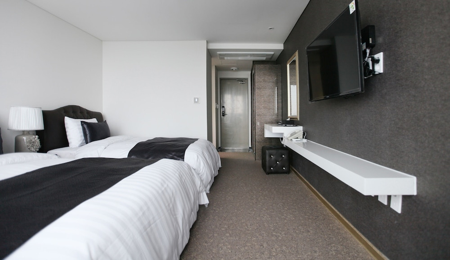 Bedroom 4, Eins Hotel, Seogwipo