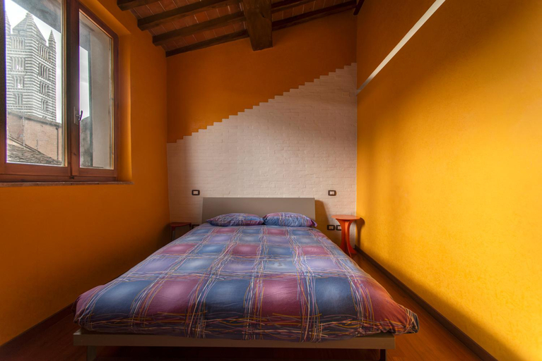 Bedroom, Il NIDO-Attico Siena Centro con vista Duomo e Torre Del Mangia, Siena