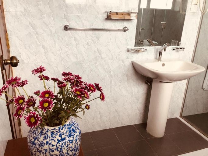 Bathroom 5, Fox Kandy by Fox Resorts, K.F.G. & G. Korale