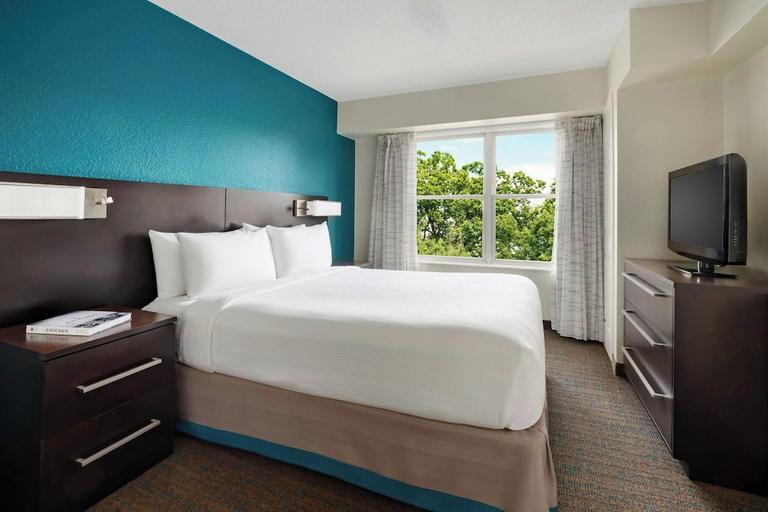 Bedroom 2, Residence Inn By Marriott O Apos Hare, Cook