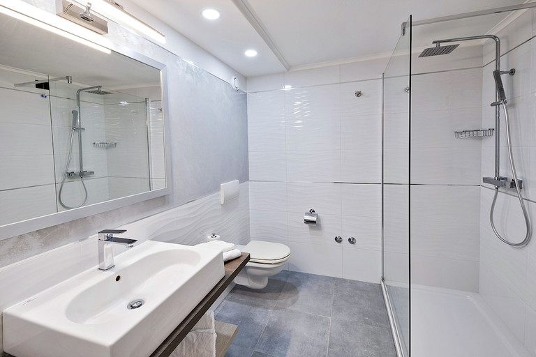 Bathroom 4, TUI MAGIC LIFE Calabria - All inclusive, Vibo Valentia
