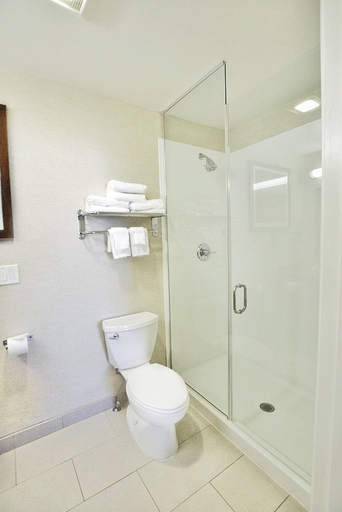 Bathroom 4, Fairfield Inn & Suites by Marriott Grand Junction Downtown, Mesa