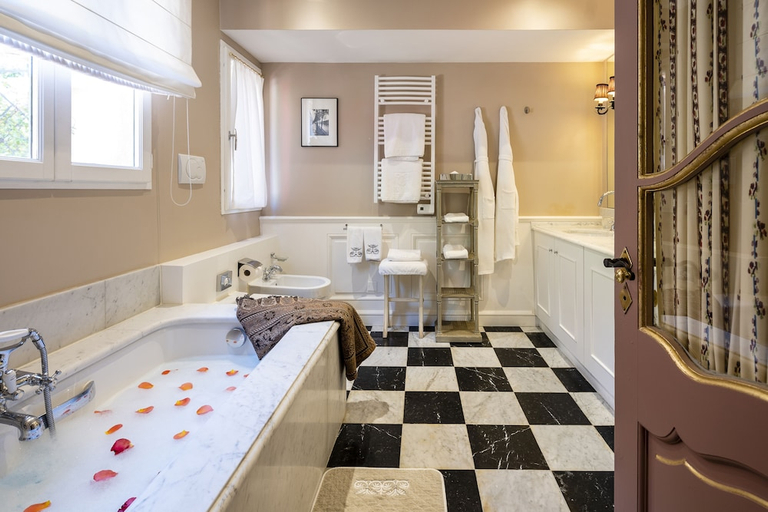 Bathroom 4, VILLA GALLICI, Bouches-du-Rhône
