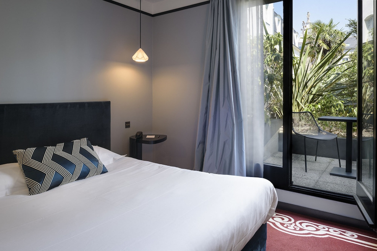 Bedroom 2, L Hotel, Loire-Atlantique
