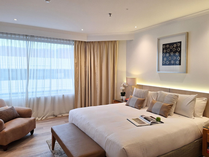 Bedroom 3, Residence on Langley Park, Perth