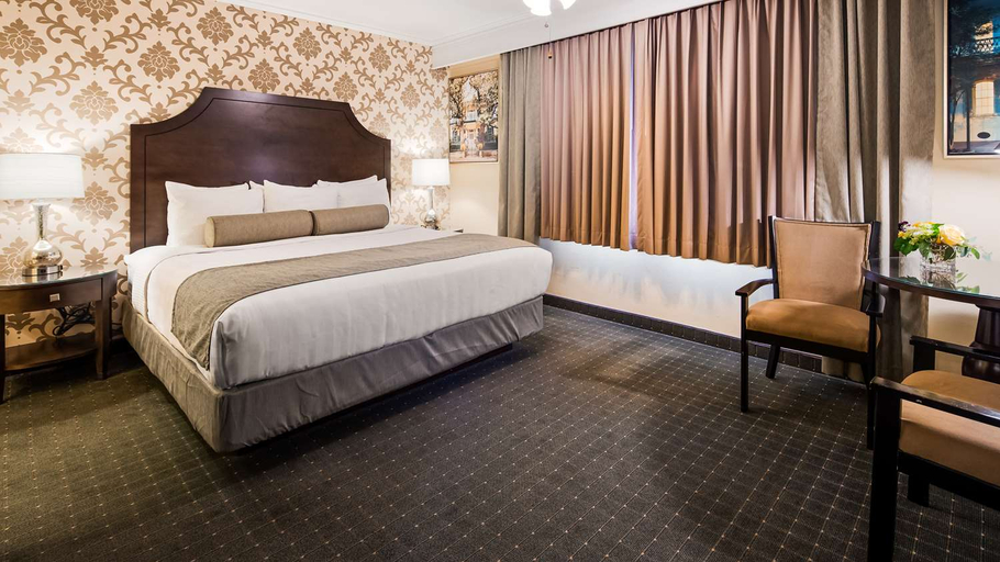 Bedroom 2, St Charles Inn, Superior Hotel, Orleans