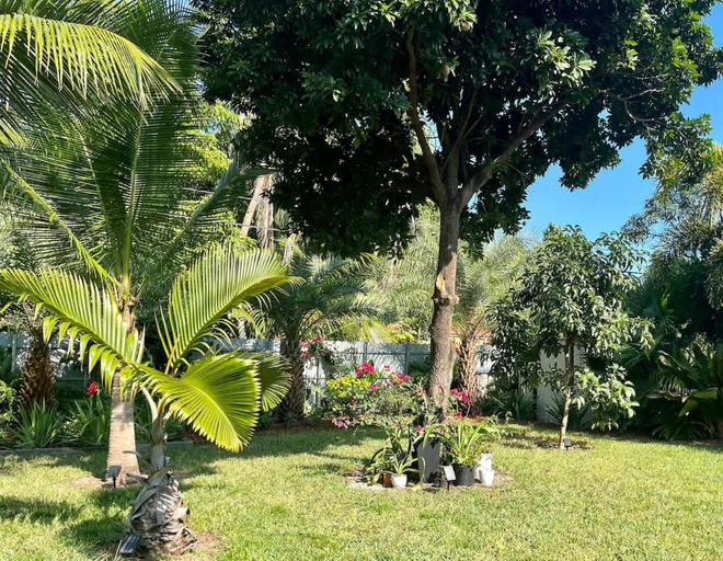 Others 5, Biscayne Park Guest House, Miami-Dade