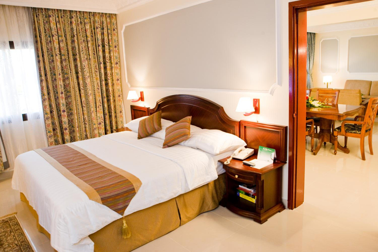 Bedroom 3, Muscat Holiday, Bausher