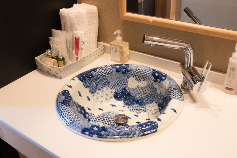 Bathroom 4, Chaharu Hanare Dogo Yumekura, Matsuyama