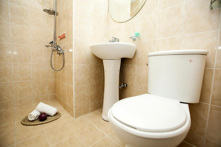 Bathroom 3, Dawoo Resortel, Gangneung