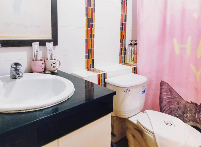 Bathroom 3, Cat Story Hotel, Phuket Island