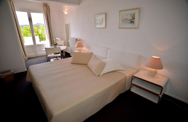Bedroom 4, Auberge De La Calanque, Var