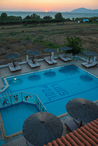 Pool 4, Luis Pool, South Aegean