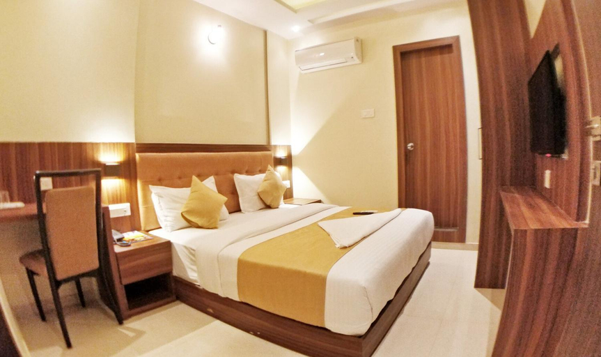 Bedroom 3, Hotel Emerald Inn Mumbai, Mumbai Suburban