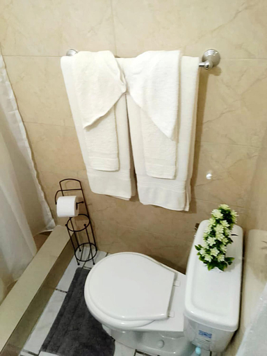 Bathroom 4, SeaEsta Negril