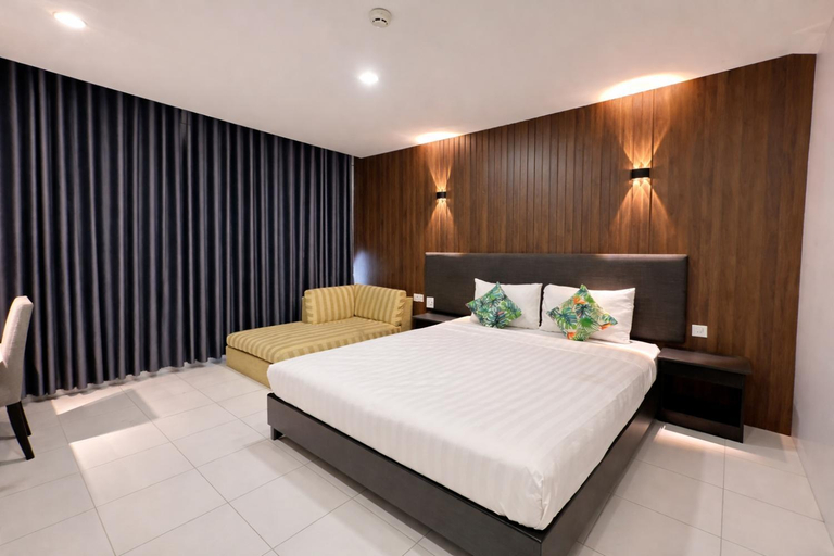 Bedroom 2, Centana Central Hotel, District 1