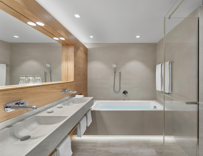 Bathroom, Schwarzer Adler Hotel, Kitzbühel