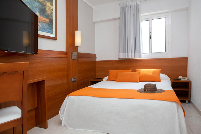 Bedroom 2, Hotel Mix Colombo, Baleares