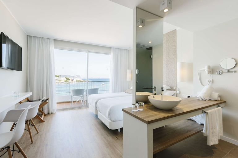 Bathroom 5, AluaSoul Ibiza, Baleares