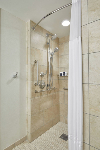 Bathroom 4, The Grand Hotel Golf Resort & Spa, Autograph Collection, Baldwin