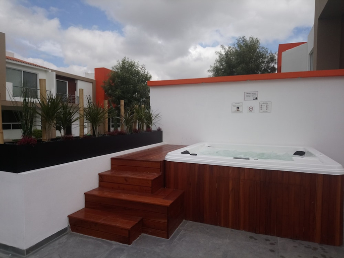 Sport & Beauty, REDWODD VILLAS, San Luis Potosí