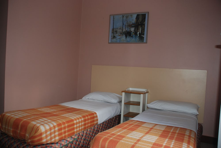 Bedroom 4, Résidence de la Tour, Hauts-de-Seine