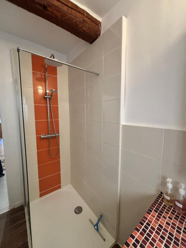 Bathroom 4, La Barbacane de Cascastel-des-Corbieres, Aude
