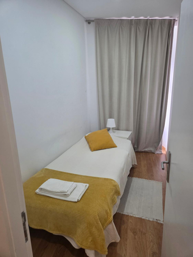 Bedroom, Down Bonjardim Apartments, Porto