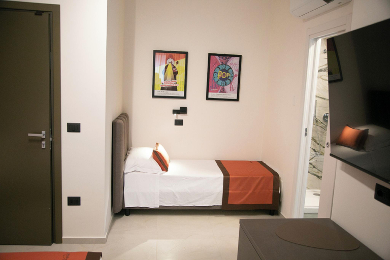 Others 2, Ambrosia Room & Apartment, Cosenza