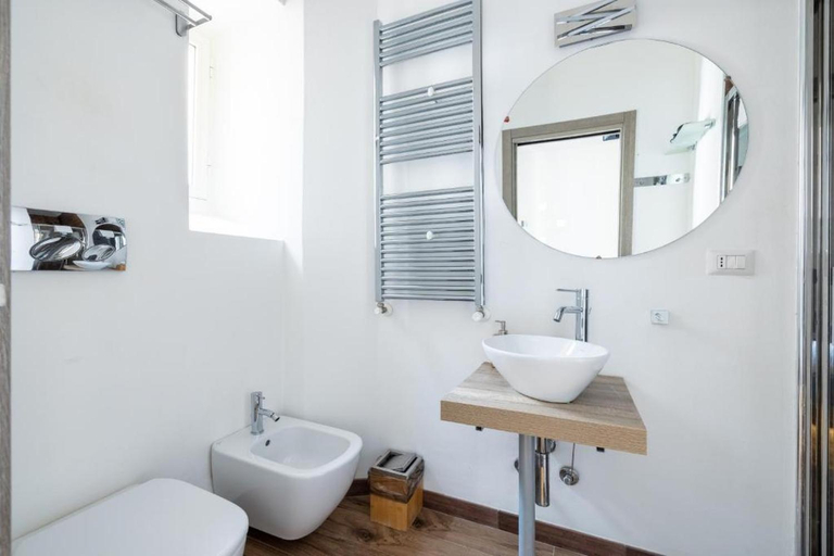 Bathroom 3, Bright Room - Private Bath - Center of Rome, Roma