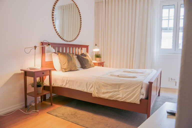 Bedroom 3, Impar Studios, Porto