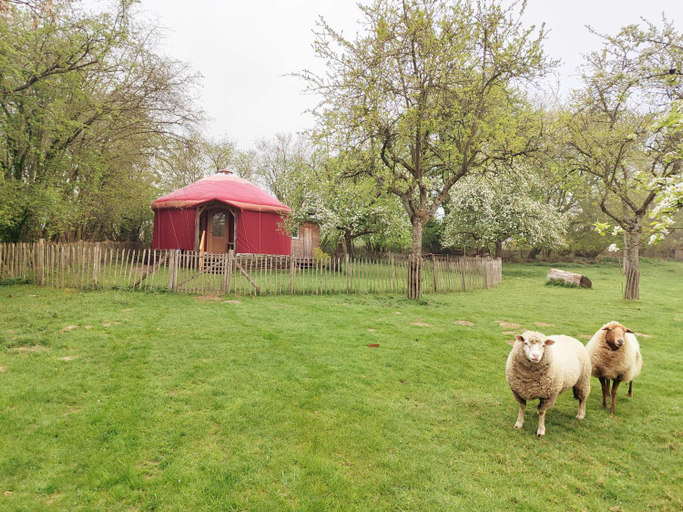 Others 3, Les insolites de la Ferme de Froidefontaine, Namur