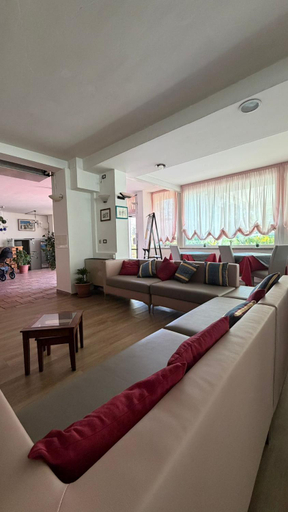 Others 5, Hotel Gattei, Rimini