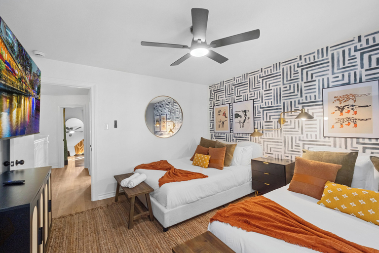 Room 2, ROVE LIVING KL- Yellow Oak, Bexar