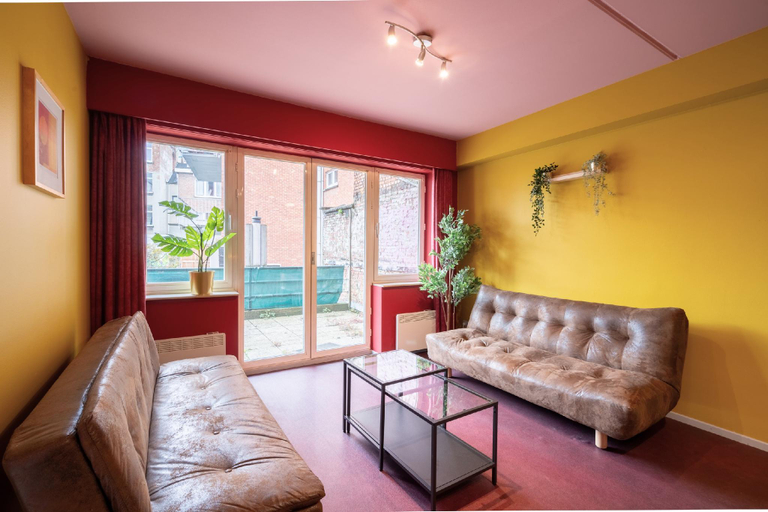 Others 4, Cosy Antwerp apartment stay, Antwerpen